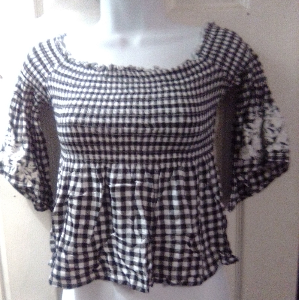 Hollister crop top